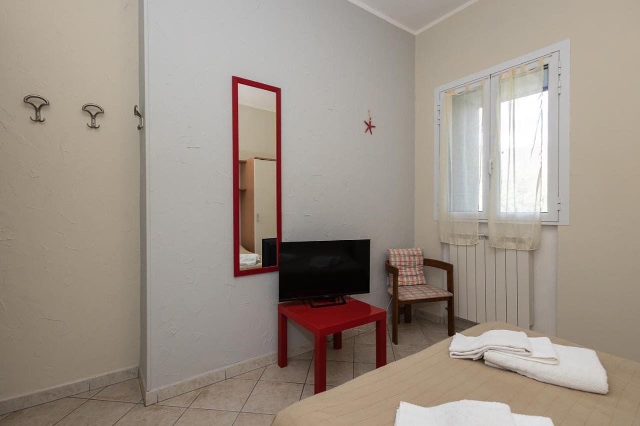 Veggia Butega Villa Diano San Pietro Luaran gambar